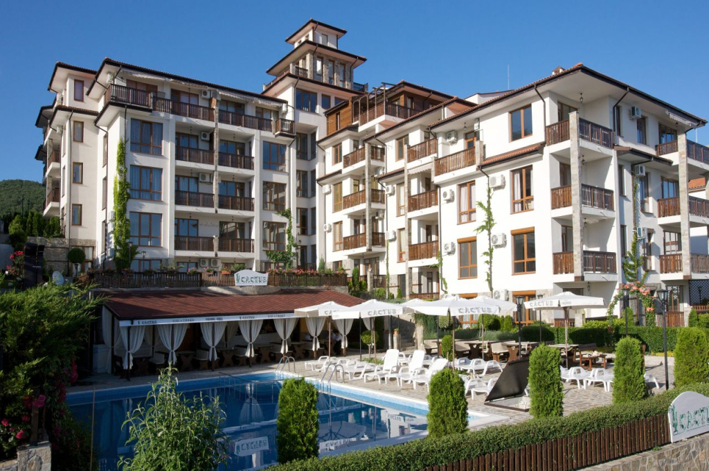 Tryavna Beach Complex
