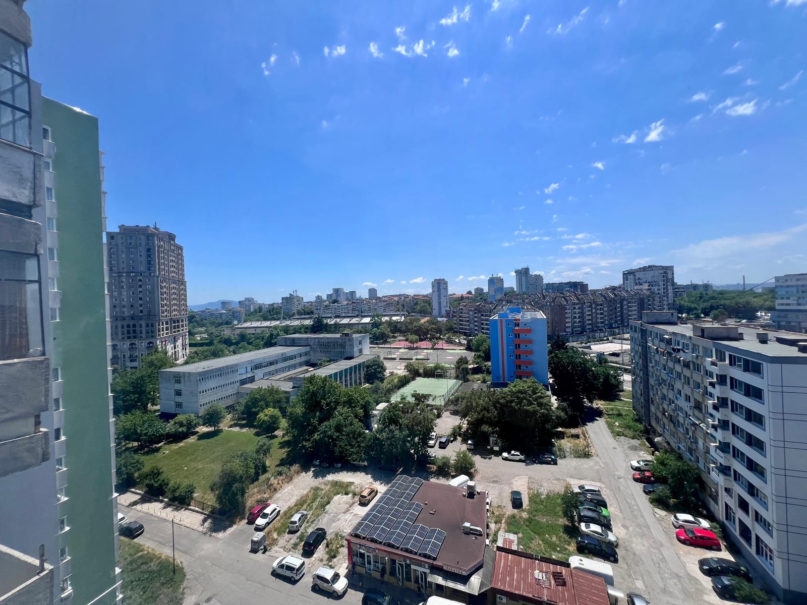 Двухкомнатная квартира с южной ориентацией в благоустроенном районе Бургаса, Зорница ID: 105164 - фото 2